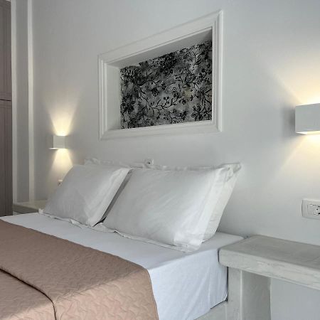 3 Bedroom House Included Free Car Rental Perissa  Zewnętrze zdjęcie