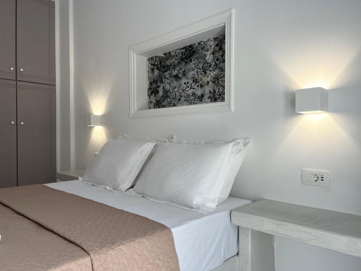 3 Bedroom House Included Free Car Rental Perissa  Zewnętrze zdjęcie
