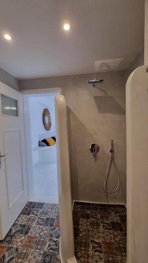 3 Bedroom House Included Free Car Rental Perissa  Zewnętrze zdjęcie